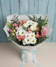 Букет цветов из:  Розы, Лизиантусы и Хризантемы в Североонежск