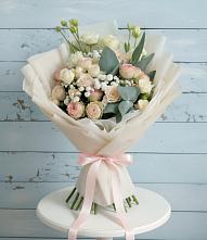 Букет цветов из:  Розы и Лизиантусы #REPLACE_PRED# Североонежск
