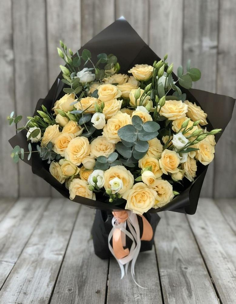 Букет цветов из: Розы и Лизиантусы в Североонежск