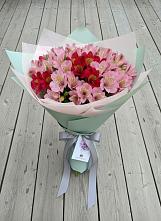 Букет цветов из:  Альстромерии #REPLACE_PRED# Североонежск