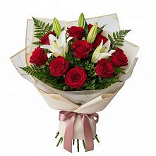 Букет цветов из:  Лилии и Розы в Североонежск