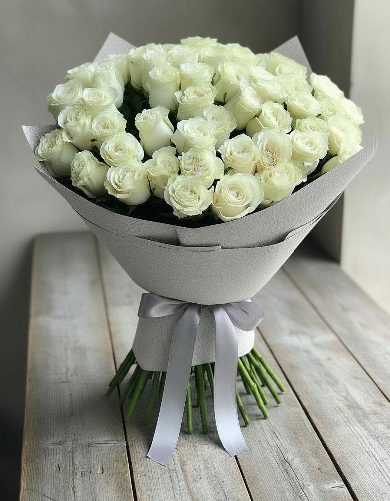 Букет 35 Белых роз в Североонежск