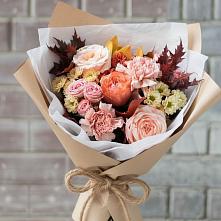Букет цветов из:  Гвоздики, Хризантемы и Розы в Североонежск
