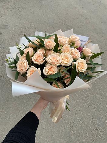 Букет Кремовые розы Латте в Североонежск