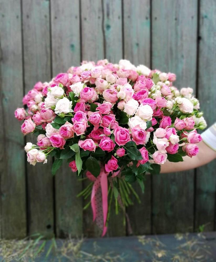 Букет Розовые кустовые розы Натали и Лав Лидия в Североонежск