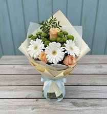 Букет цветов из:  Герберы, Розы и Хризантемы в Североонежск