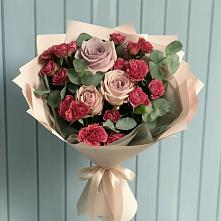 Букет цветов из:  Гвоздики и Розы в Североонежск