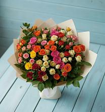 Букет Микс из разноцветных кустовых роз в Североонежск