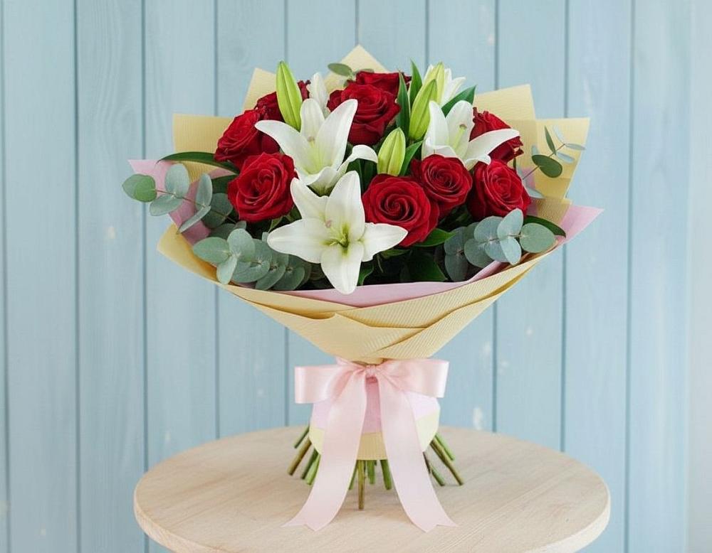 Букет цветов из: Лилии и Розы в Североонежск